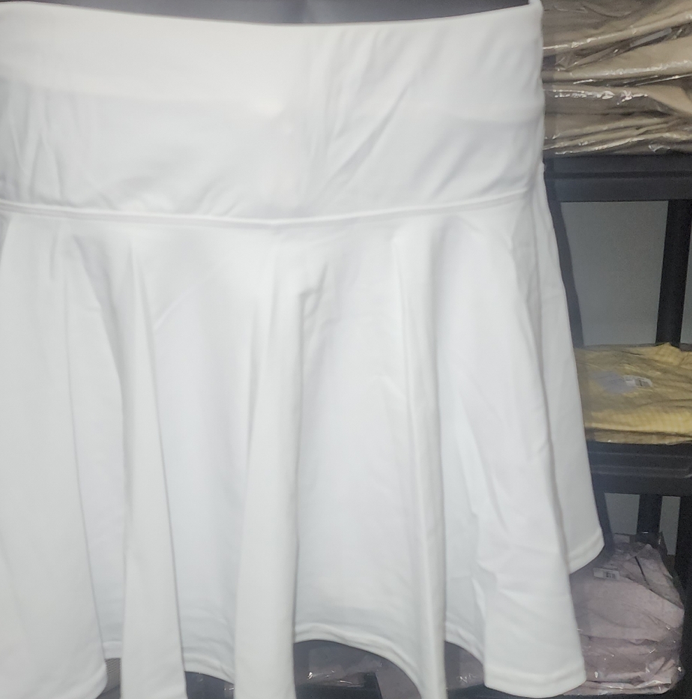 NWOT Elegant White Skirt